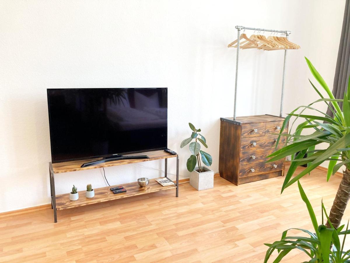 2 Zimmer Ferienwohnung In Zentraler Lage Inkl Wlan & Netflix Leipzig Eksteriør bilde