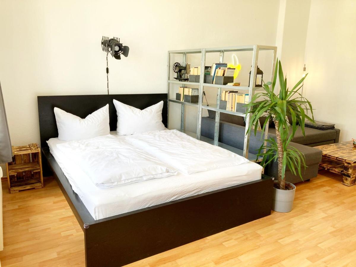 2 Zimmer Ferienwohnung In Zentraler Lage Inkl Wlan & Netflix Leipzig Eksteriør bilde