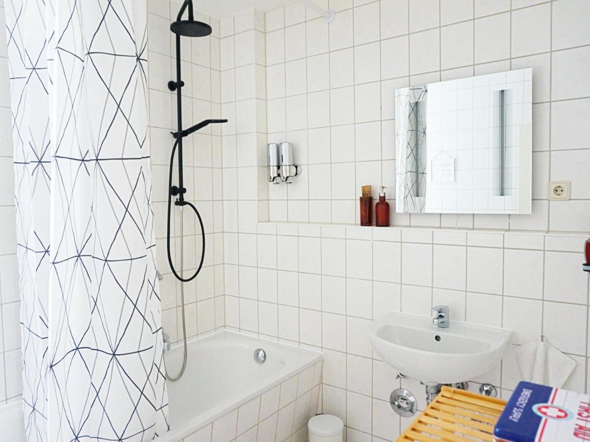 2 Zimmer Ferienwohnung In Zentraler Lage Inkl Wlan & Netflix Leipzig Eksteriør bilde